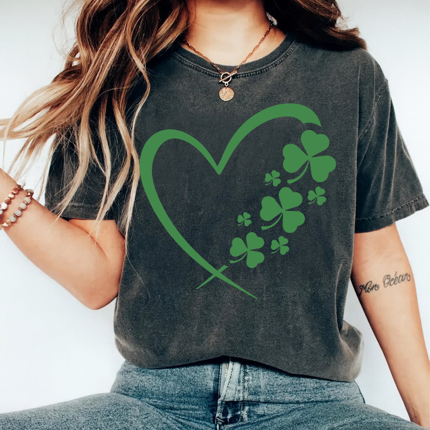St Patricks Day DTF Transfer – Shamrock Heart Line Art Ready to Press Iron On Heat Transfer for DIY St Patricks Day Shirts 12572