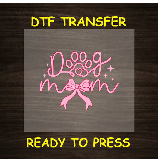 Mom text in pink with paw print, heart, and bow.